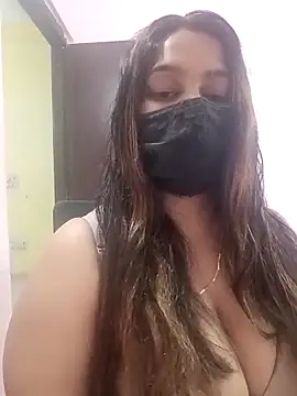 Aliya Hott online show from April 19, 2026, 6:13 am