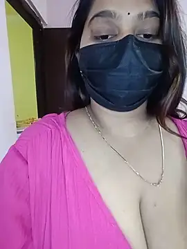 Snapshot of Aliya_Hott chatting on June 17, 2026, 6:27 am Aliya Hott online show from June 17, 2026, 6:27 am
