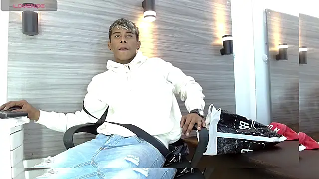 TonnyMarck online show from March 10, 2026, 2:16 am