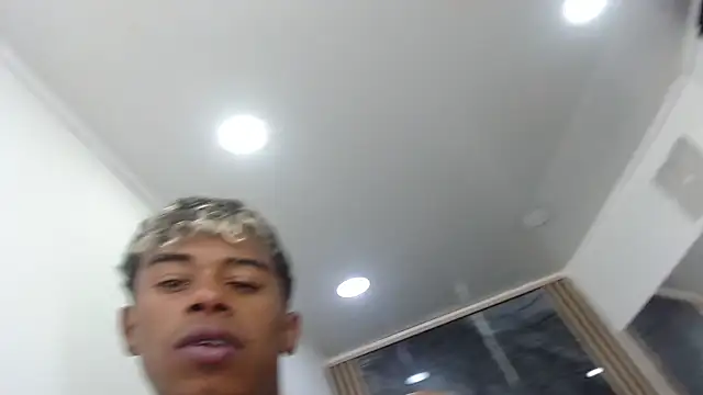 TonnyMarck online show from March 17, 2026, 2:27 am