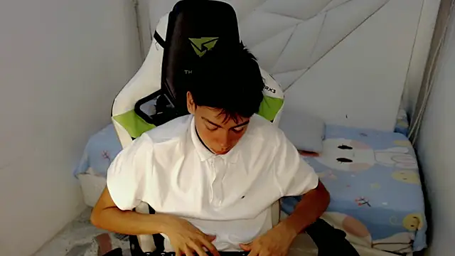 Liarr  online show from February 21, 2026, 8:10 pm