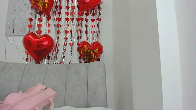 Snapshot of velvetluna_ chatting on February 17, 2026, 10:56 am velvetluna online show from February 17, 2026, 10:56 am