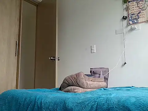 Snapshot of venus_midnight chatting on February 25, 2026, 6:28 pm venus midnight online show from February 25, 2026, 6:28 pm