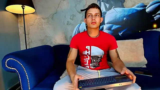 Snapshot of _angel_rivera chatting on February 6, 2026, 1:21 am angel rivera online show from February 6, 2026, 1:21 am