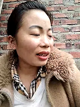 Ella-aa online show from February 24, 2026, 8:01 am