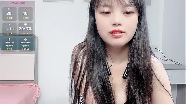 Snapshot of xianxian-baby chatting on March 14, 2026, 7:41 pm xianxian-baby online show from March 14, 2026, 7:41 pm