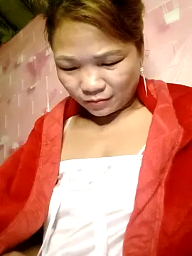 maymay-2000 online show from February 11, 2026, 9:20 pm