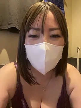 Mitsuco surflady online show from April 21, 2026, 1:39 pm