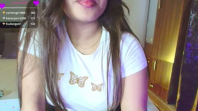 Snapshot of Yara-143 chatting on February 27, 2026, 8:09 pm Yara-143 online show from February 27, 2026, 8:09 pm