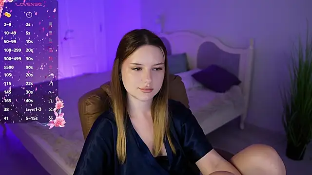 Milana Moons online show from March 7, 2026, 9:39 am