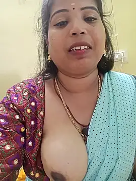 Snapshot of Madhusri_Tamil_Telugu chatting on February 11, 2026, 5:56 am Madhusri Tamil Telugu online show from February 11, 2026, 5:56 am