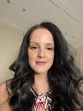 Evayra online show from April 13, 2026, 9:20 pm