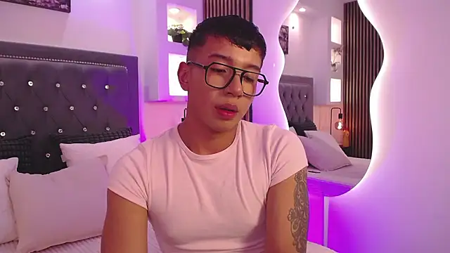 Fancy Vixen online show from February 25, 2026, 3:16 am