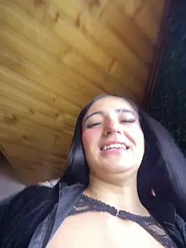 Snapshot of Valery_pink18 chatting on February 17, 2026, 12:51 am Valery pink18 online show from February 17, 2026, 12:51 am