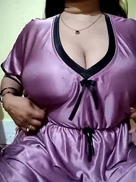 PARI51 online show from February 24, 2026, 8:40 pm