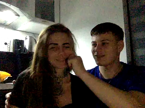 Carlos18loverboyfriend online show from March 27, 2026, 11:48 pm