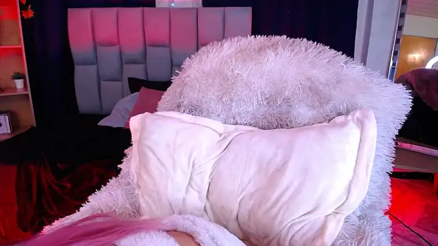 Allissoon  online show from February 11, 2026, 11:37 am