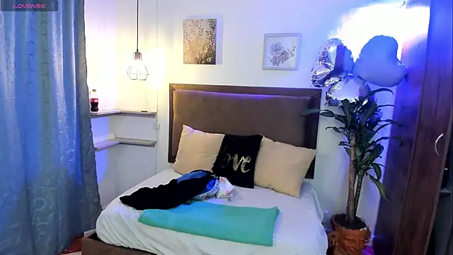 Snapshot of sofy_bonnet chatting on February 16, 2026, 11:39 am sofy bonnet online show from February 16, 2026, 11:39 am