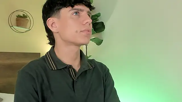 Angel eros  online show from February 20, 2026, 5:26 am