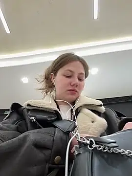 AsynaYuuki online show from March 6, 2026, 10:34 am