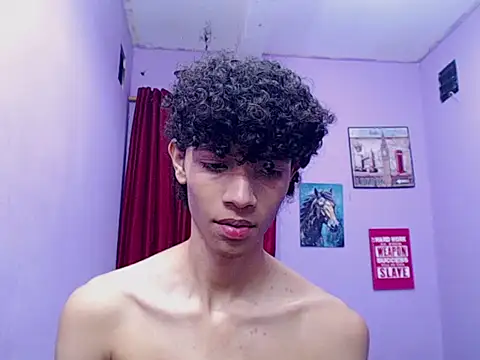 bigcock twinks online show from March 28, 2026, 11:15 pm