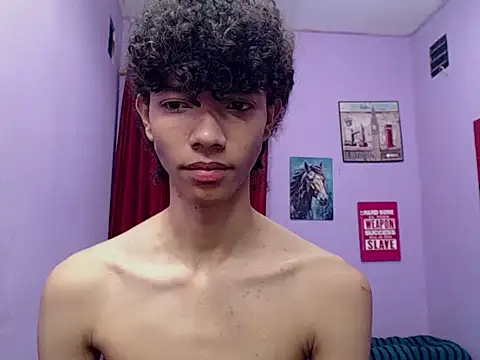 bigcock twinks online show from March 31, 2026, 6:41 pm