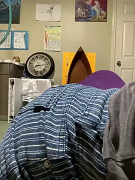 NatalieGainer goodies online show from April 18, 2026, 1:09 am