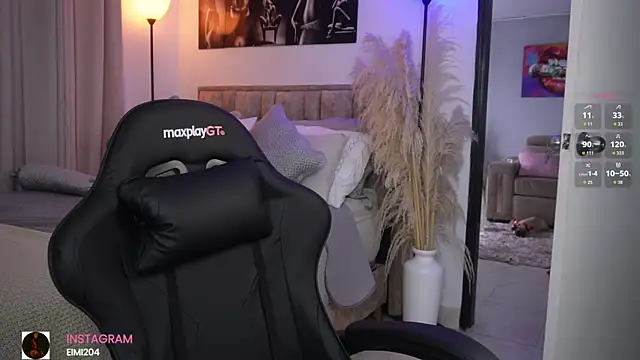 Snapshot of eimi_spacee chatting on February 10, 2026, 8:57 pm eimi spacee online show from February 10, 2026, 8:57 pm