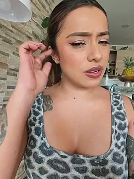 foxxy lover online show from July 6, 2026, 6:43 pm