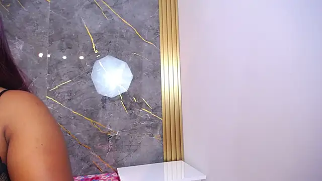 JORDAN MOOR online show from February 9, 2026, 8:02 pm