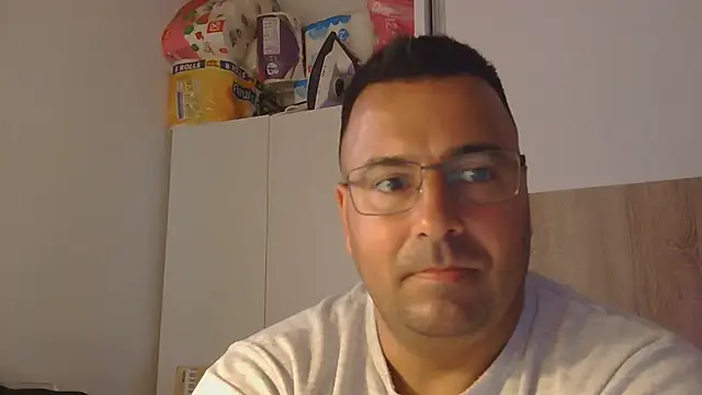 VanillaTime78-Jorge online show from April 25, 2026, 10:07 am