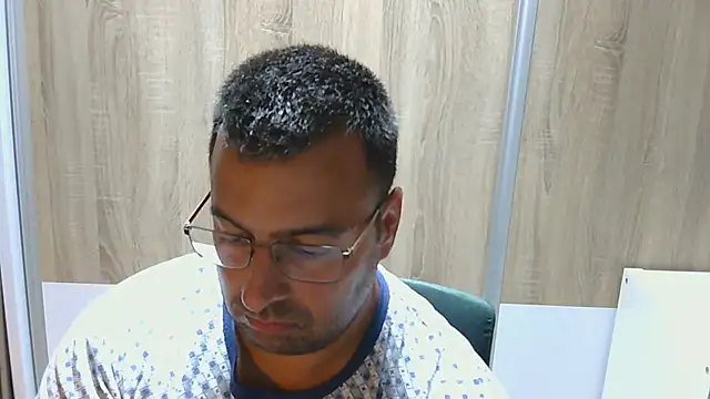 Snapshot of VanillaTime78-Jorge chatting on June 26, 2026, 8:35 pm VanillaTime78-Jorge online show from June 26, 2026, 8:35 pm