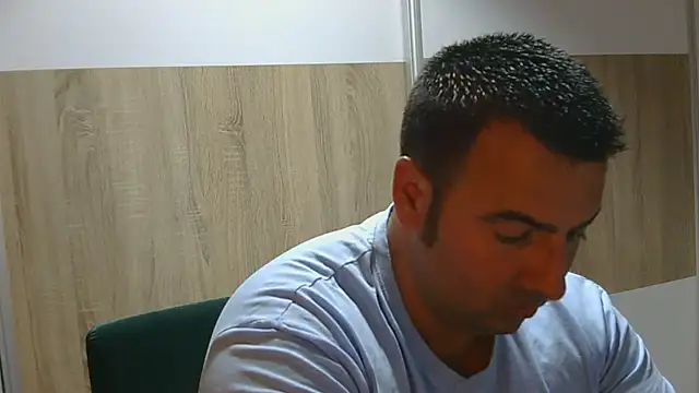 Snapshot of VanillaTime78-Jorge chatting on July 25, 2026, 8:06 pm VanillaTime78-Jorge online show from July 25, 2026, 8:06 pm