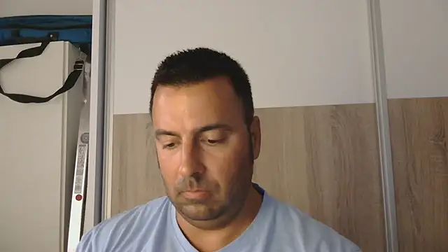 Snapshot of VanillaTime78-Jorge chatting on July 28, 2026, 7:37 am VanillaTime78-Jorge online show from July 28, 2026, 7:37 am