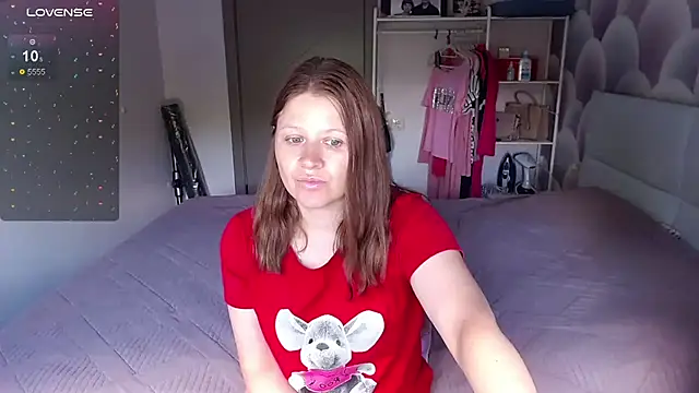 Snapshot of Aleksasamuii chatting on July 15, 2026, 7:57 am Aleksasamuii online show from July 15, 2026, 7:57 am