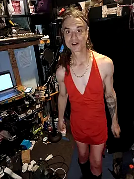 Snapshot of AllucyLu chatting on February 14, 2026, 12:51 am AllucyLu online show from February 14, 2026, 12:51 am