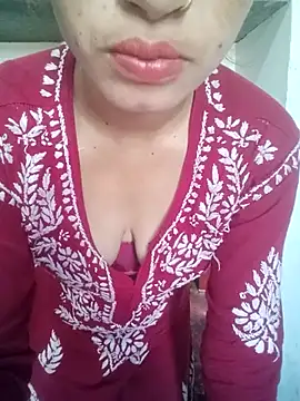 khushi rawat online show from February 3, 2026, 5:16 am