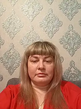 KristinaLowq online show from February 3, 2026, 1:49 pm