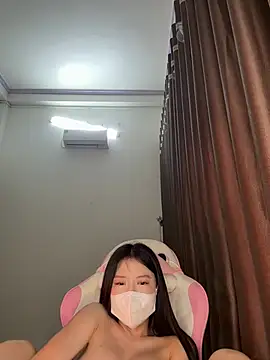 wang1472581 online show from February 14, 2026, 9:06 am