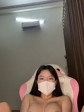 wang1472581 online show from March 29, 2026, 9:15 pm