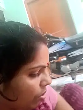 Snapshot of Priyakoli4568 chatting on February 23, 2026, 4:54 am Priyakoli4568 online show from February 23, 2026, 4:54 am