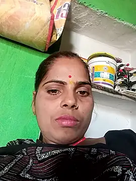 Snapshot of Priyakoli4568 chatting on April 10, 2026, 9:03 am Priyakoli4568 online show from April 10, 2026, 9:03 am