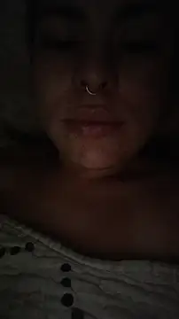 Kennya Rodriguez online show from May 18, 2026, 9:37 am