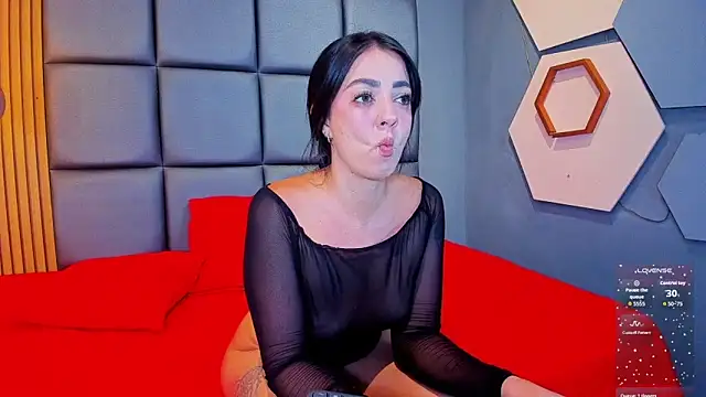 CORAL FOX online show from April 6, 2026, 5:30 am