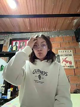 Charlotte Mason online show from February 13, 2026, 10:44 am