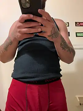 Tu PaPi Favorito online show from March 2, 2026, 6:36 am