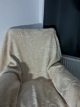 Snapshot of AbellaDesiree chatting on February 27, 2026, 5:07 am AbellaDesiree online show from February 27, 2026, 5:07 am