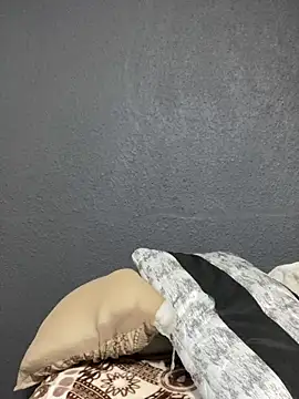 MeekyCurvyAss online show from February 8, 2026, 4:43 pm