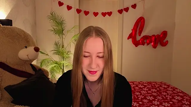 Snapshot of CassieReborn chatting on February 12, 2026, 9:43 pm CassieReborn online show from February 12, 2026, 9:43 pm