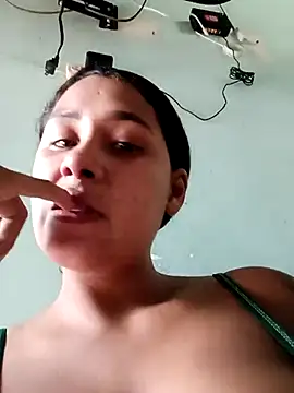 Eira Allen online show from June 1, 2026, 10:11 pm